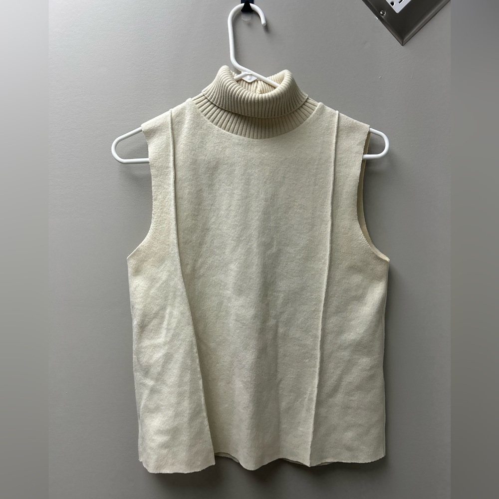 Zara Women’s‎ Sleeveless Ribbed Turtleneck Top – Cream